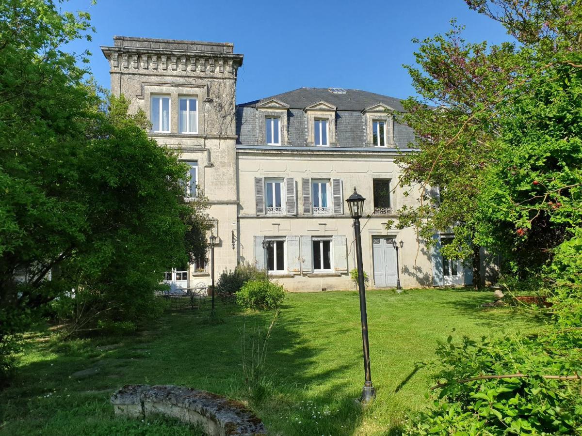 Chateau De Champblanc Cherves-de-Cognac Exterior photo